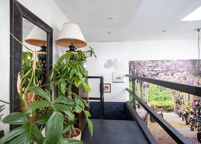 Entire Loft In Via Margutta 2Br -2Ba Private Steam Bath Inside The Loft