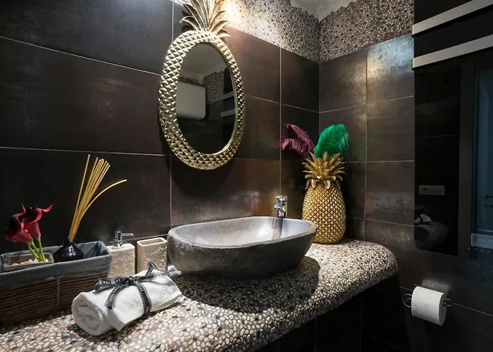 Entire Loft In Via Margutta 2Br -2Ba Private Steam Bath Inside The Loft